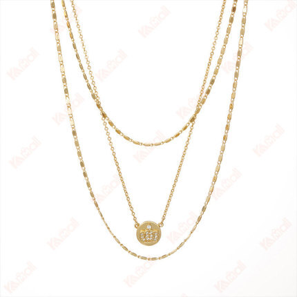 gold chain necklace punk style